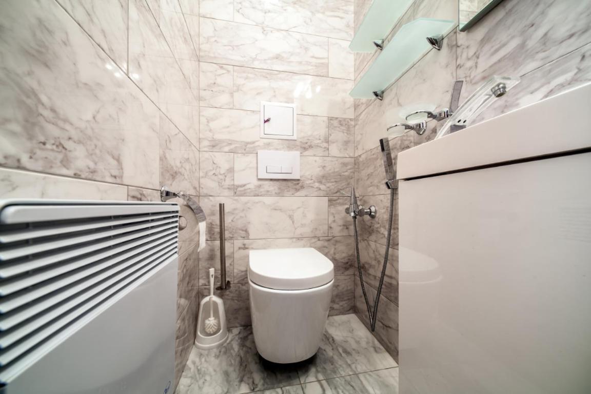 Sova Apartment Lviv Сenter Сity מראה חיצוני תמונה